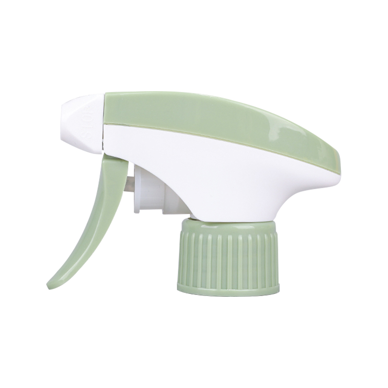 Vuotokestävä muovinen liipaisumuihku